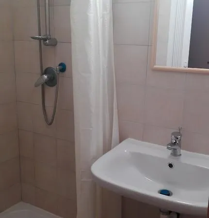 Residenza Laterano Konukevi *