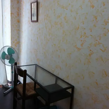 Residenza Laterano בית הארחה
